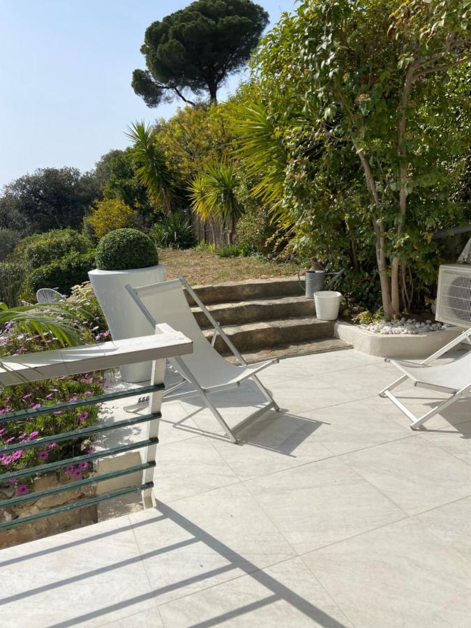 La Maison De Doms Avec Jacuzzi Et Vue Mer Cassis Luaran gambar