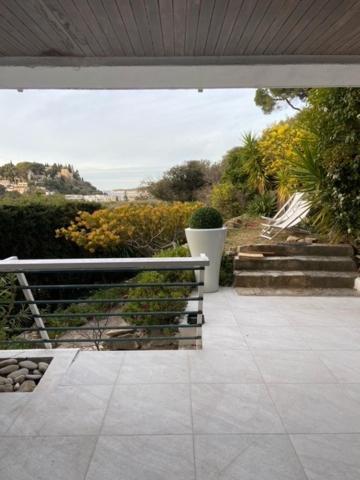 La Maison De Doms Avec Jacuzzi Et Vue Mer Cassis Luaran gambar
