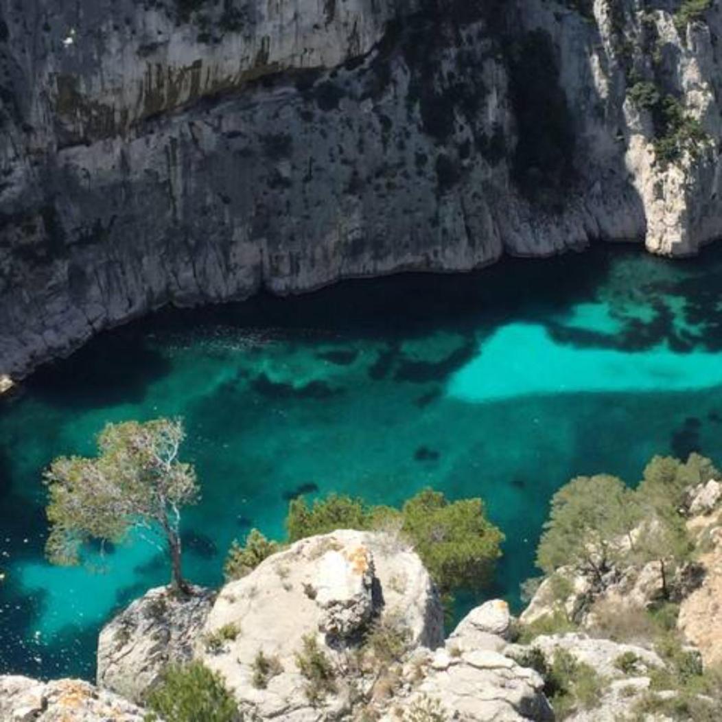 La Maison De Doms Avec Jacuzzi Et Vue Mer Cassis Luaran gambar