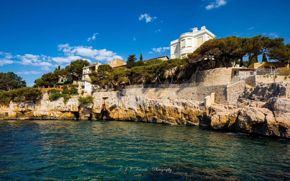 La Maison De Doms Avec Jacuzzi Et Vue Mer Cassis Luaran gambar